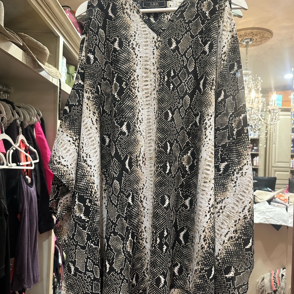 Lucky & Blessed Black and White Snake Print Tunic